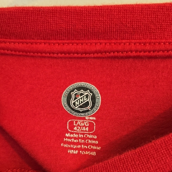 NHL Red Wings Red Long Sleeve Tee LOT L - Picture 2 of 5